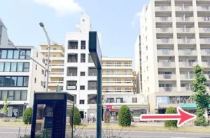 地下鉄東山線覚王山3番出口
